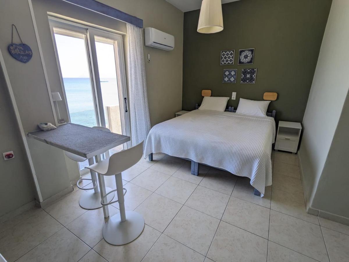 Pillbox Seafront Studios And Apartments Kardamena  Экстерьер фото